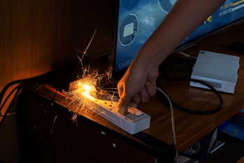 コンセント火災