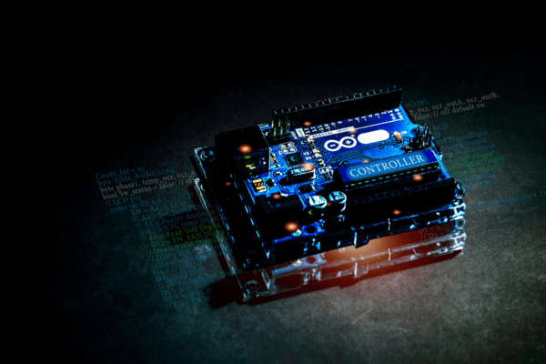 Arduinoは、インフォグラフィックの詳細と幅広い要素を制御します