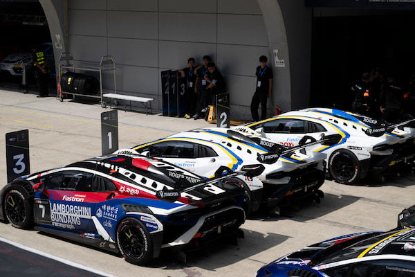 Race2の表彰式前