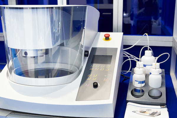 研磨機とスラリー