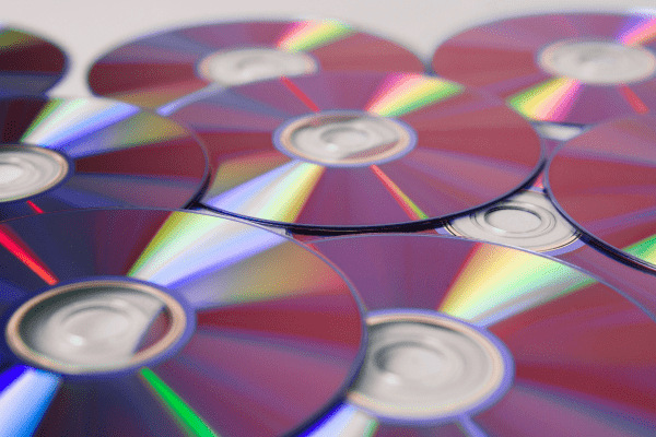 DVD・CDの傷修復の効果的研磨方法｜条件によっては99％再生可能に