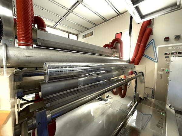 後半ゾーンは第２給紙からの貼り合わせが可能