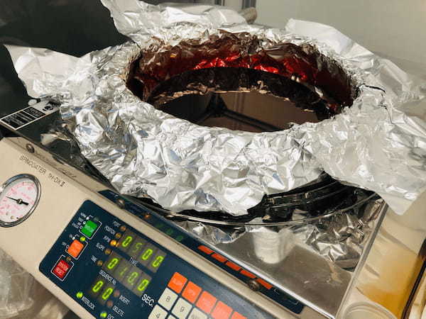 スピンコーターでのレジスト塗布（保護膜塗布）直後