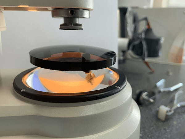 顕微鏡・SEM（走査電子顕微鏡）レベルでの砥粒・刃先のマクロ・ミクロ写真